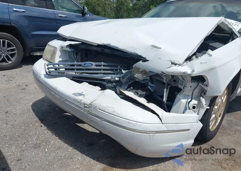 2004 Ford Crown Victoria Lx z USA, uszkodzony, nr VIN 2FAFP74W74X174187